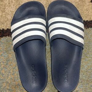 Adidas navy blue slippers / size men’s 8
